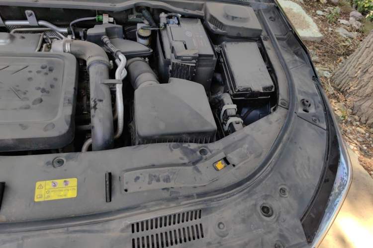 Used Bestune B70 2023 Third Generation 1.5T Automatic Enjoyment Version Engine Bay Left