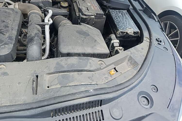 Used Bestune B70 2023 3rd Generation 1.5T Automatic Enjoyment Version 70th Anniversary Edition Engine Bay Left