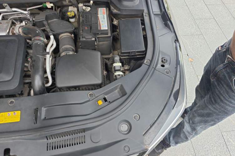 Used Bestune B70 2023 Third Generation 1.5T Automatic Enjoyment Version Engine Bay Left