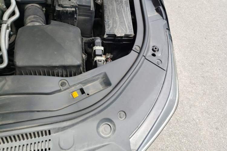 Used Bestune B70 2023 Third Generation 1.5T Automatic Enjoyment Version 70th Anniversary Edition Engine Bay Left