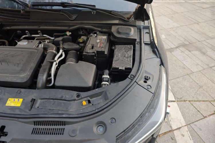Used Bestune B70 2023 Third Generation 1.5T Automatic Enjoyment Version Engine Bay Left