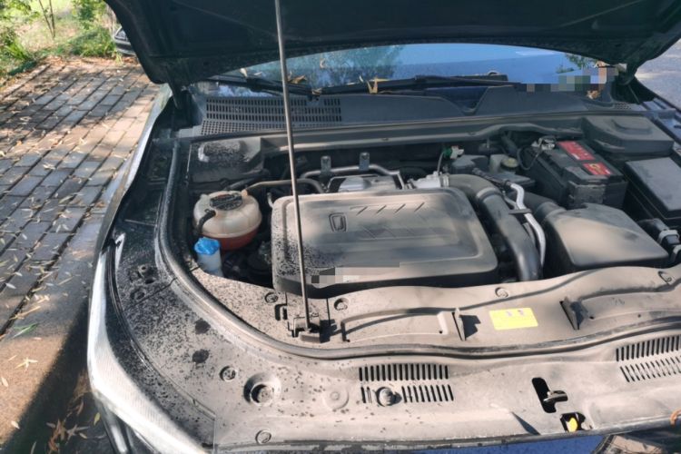 Used Bestune B70 2023 Third Generation 1.5T Automatic Enjoyment Version Engine Bay Right