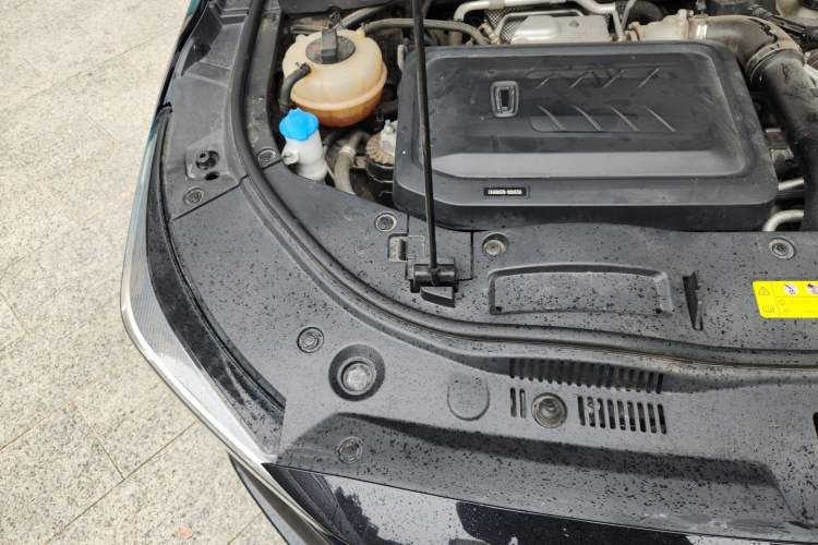 Used Bestune B70 2023 Third Generation 1.5T Automatic Enjoyment Version Engine Bay Right
