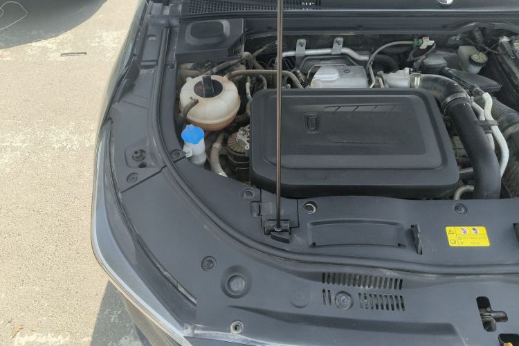 Used Bestune B70 2023 Third Generation 1.5T Automatic Enjoyment Version Engine Bay Right