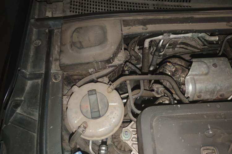 Used Bestune B70 2023 Third Generation 1.5T Automatic Enjoyment Version Engine Bay Right