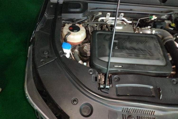 Used Bestune B70 2023 Third Generation 1.5T Automatic Enjoyment Version 70th Anniversary Edition Engine Bay Right