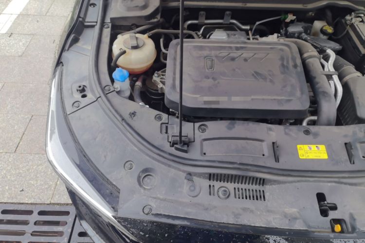 Used Bestune B70 2023 3rd Generation 1.5T Automatic Enjoyment Version 70th Anniversary Edition Engine Bay Right