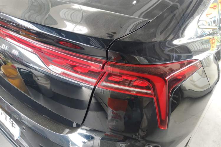 Used Bestune B70 2023 3rd Generation 1.5T Automatic Enjoyment Version 70th Anniversary Edition Exterior 3