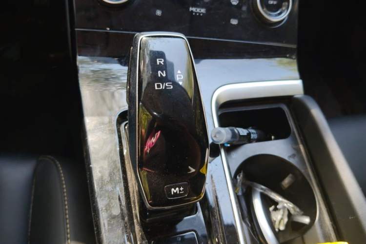 Used Bestune B70 2023 Third Generation 1.5T Automatic Enjoyment Version Gear Lever