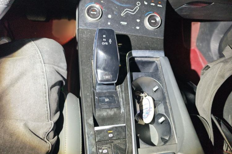 Used Bestune B70 2023 Third Generation 1.5T Automatic Enjoyment Version Gear Lever