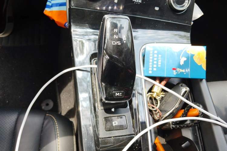 Used Bestune B70 2023 Third Generation 1.5T Automatic Enjoyment Version Gear Lever