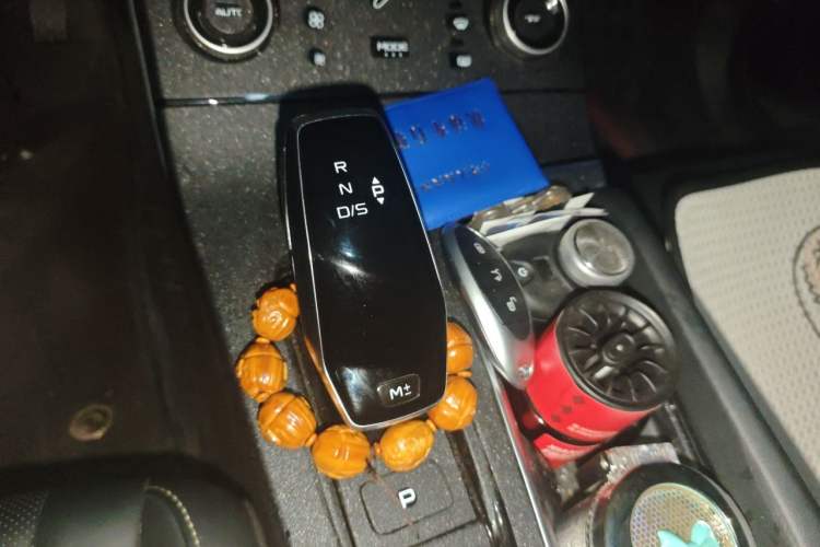 Used Bestune B70 2023 Third Generation 1.5T Automatic Enjoyment Version Gear Lever