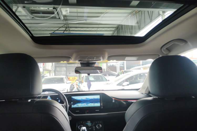 Used Bestune B70 2023 3rd Generation 1.5T Automatic Enjoyment Version 70th Anniversary Edition Headliner