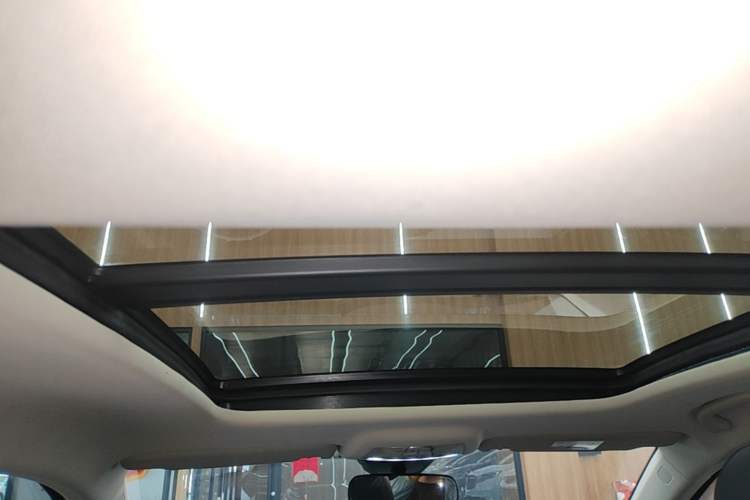 Used Bestune B70 2023 Third Generation 1.5T Automatic Enjoyment Version Headliner