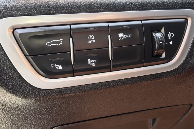 Used Bestune B70 2023 Third Generation 1.5T Automatic Enjoyment Version Interior 6