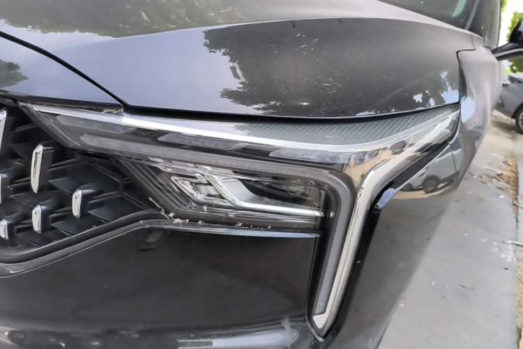 Used Bestune B70 2023 3rd Generation 1.5T Automatic Enjoyment Version 70th Anniversary Edition Left Front Headlight