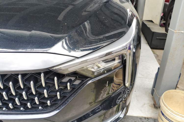 Used Bestune B70 2023 3rd Generation 1.5T Automatic Enjoyment Version 70th Anniversary Edition Left Front Headlight