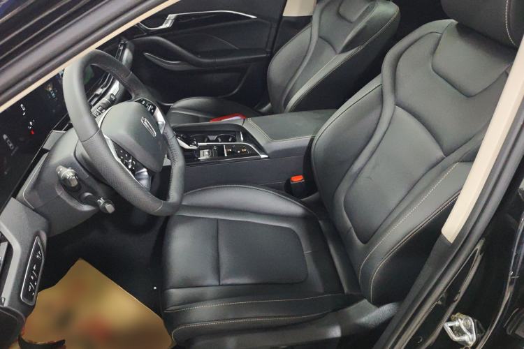 Used Bestune B70 2023 Third Generation 1.5T Automatic Enjoyment Version Left Front Seat