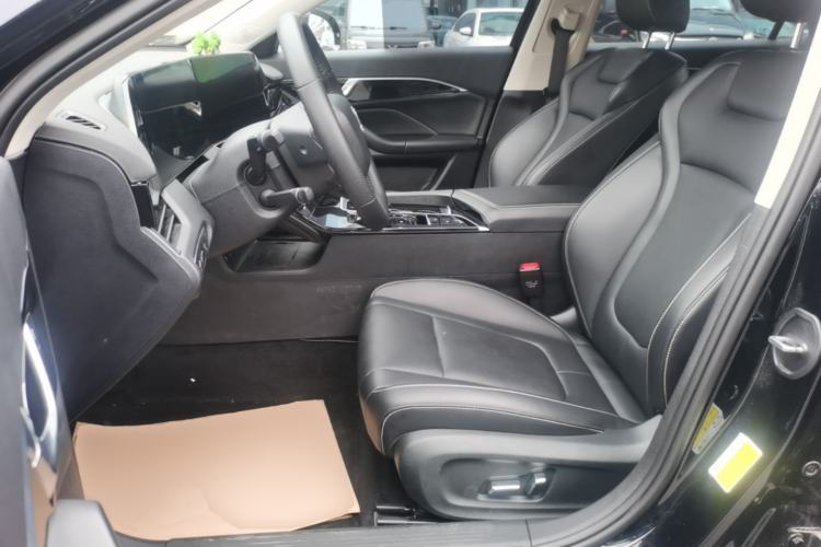 Used Bestune B70 2023 Third Generation 1.5T Automatic Enjoyment Version Left Front Seat
