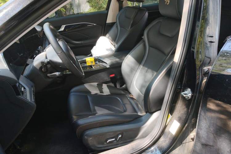 Used Bestune B70 2023 Third Generation 1.5T Automatic Enjoyment Version Left Front Seat