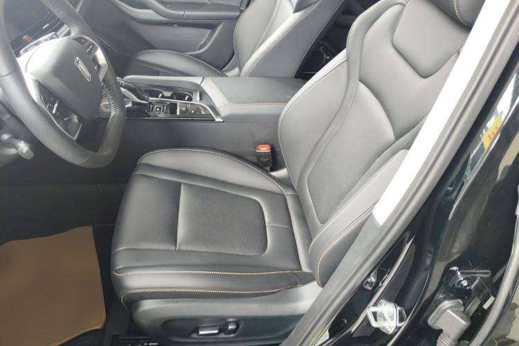Used Bestune B70 2023 3rd Generation 1.5T Automatic Enjoyment Version 70th Anniversary Edition Left Front Seat