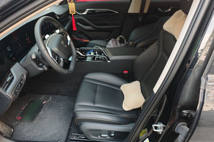 Used Bestune B70 2023 Third Generation 1.5T Automatic Enjoyment Version Left Front Seat