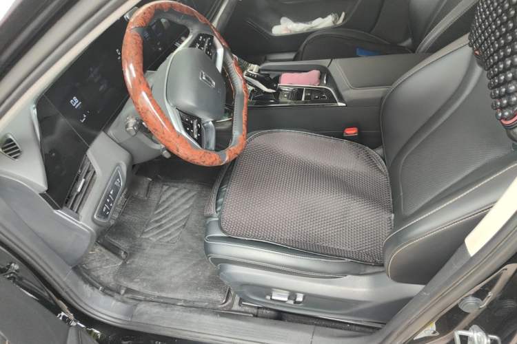 Used Bestune B70 2023 Third Generation 1.5T Automatic Enjoyment Version Left Front Seat