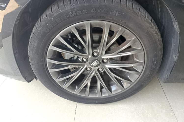 Used Bestune B70 2023 Third Generation 1.5T Automatic Enjoyment Version Left Front Wheel Hub