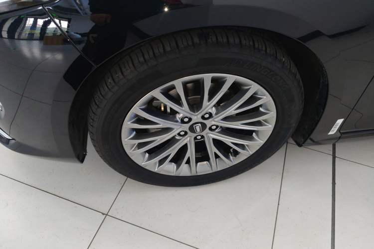 Used Bestune B70 2023 Third Generation 1.5T Automatic Enjoyment Version Left Front Wheel Hub