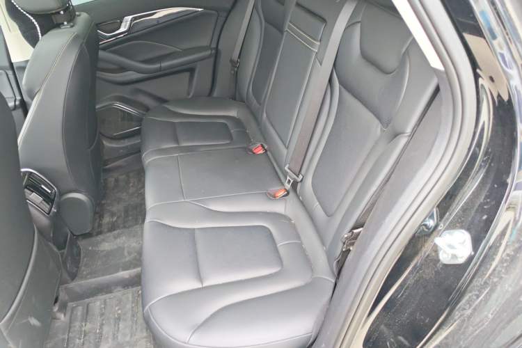 Used Bestune B70 2023 Third Generation 1.5T Automatic Enjoyment Version Left Rear Seat