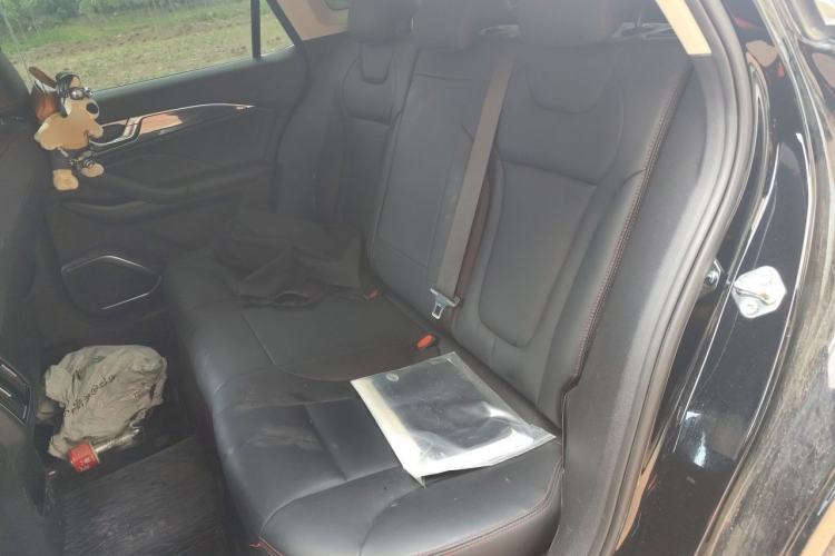 Used Bestune B70 2023 3rd Generation 1.5T Automatic Enjoyment Version 70th Anniversary Edition Left Rear Seat