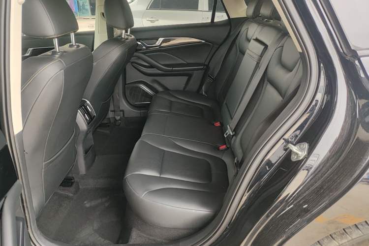 Used Bestune B70 2023 Third Generation 1.5T Automatic Enjoyment Version Left Rear Seat