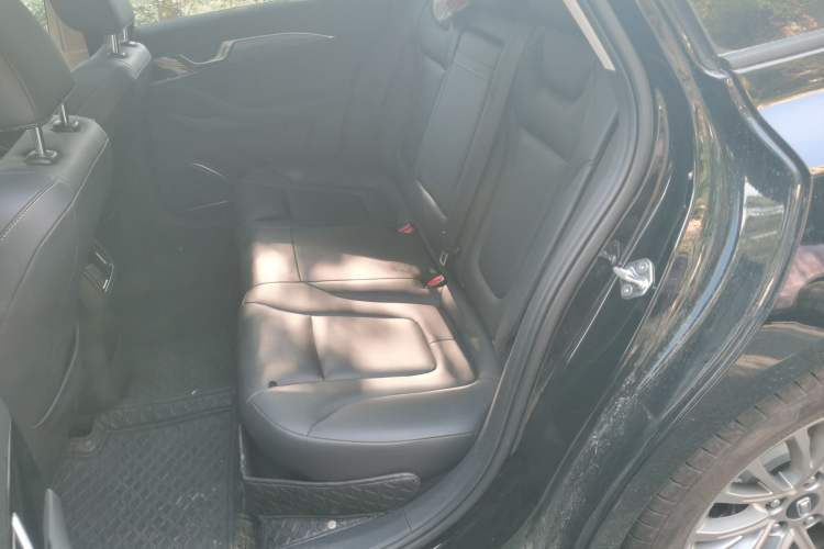 Used Bestune B70 2023 Third Generation 1.5T Automatic Enjoyment Version Left Rear Seat