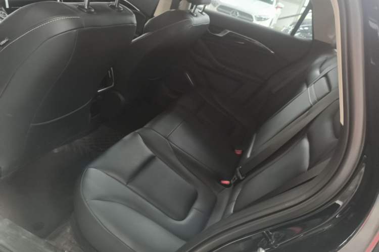 Used Bestune B70 2023 Third Generation 1.5T Automatic Enjoyment Version Left Rear Seat