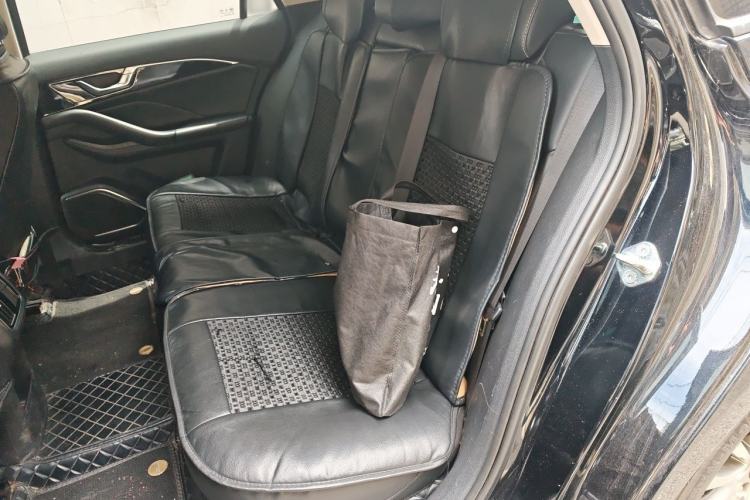 Used Bestune B70 2023 Third Generation 1.5T Automatic Enjoyment Version Left Rear Seat