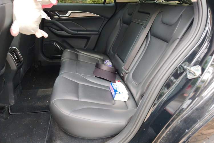 Used Bestune B70 2023 Third Generation 1.5T Automatic Enjoyment Version Left Rear Seat