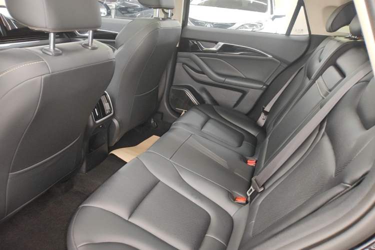 Used Bestune B70 2023 Third Generation 1.5T Automatic Enjoyment Version Left Rear Seat