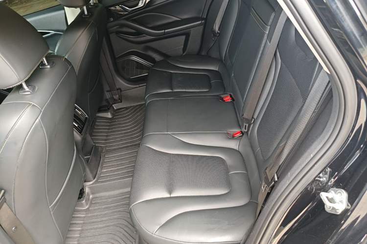 Used Bestune B70 2023 Third Generation 1.5T Automatic Enjoyment Version 70th Anniversary Edition Left Rear Seat