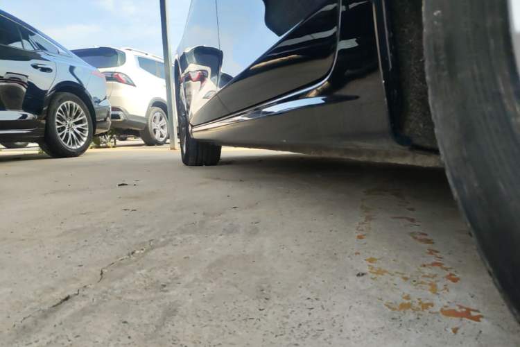 Used Bestune B70 2023 Third Generation 1.5T Automatic Enjoyment Version Left Side Sill