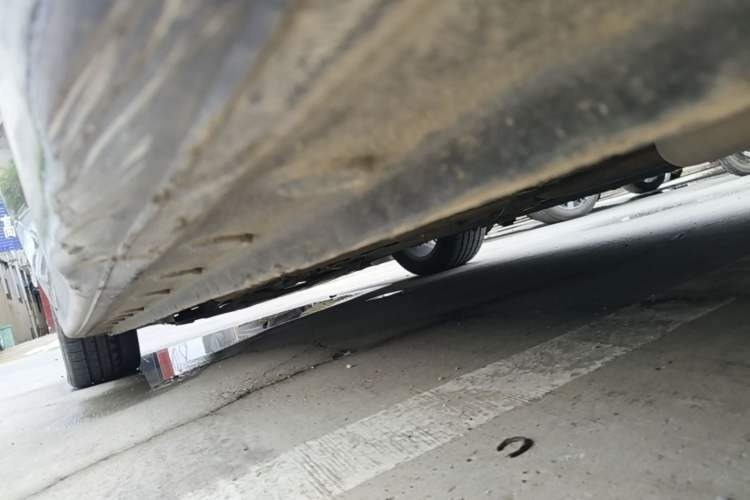 Used Bestune B70 2023 Third Generation 1.5T Automatic Enjoyment Version 70th Anniversary Edition Left Side Sill