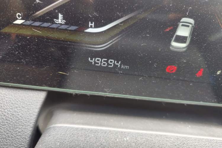 Used Bestune B70 2023 3rd Generation 1.5T Automatic Enjoyment Version 70th Anniversary Edition Odometer Close Up