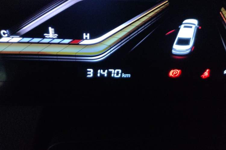 Used Bestune B70 2023 Third Generation 1.5T Automatic Enjoyment Version 70th Anniversary Edition Odometer Close Up