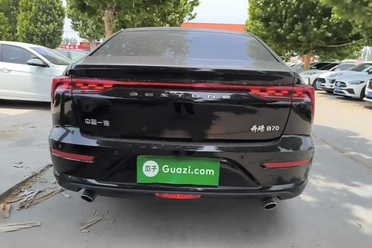 Used Bestune B70 2023 3rd Generation 1.5T Automatic Enjoyment Version 70th Anniversary Edition Rear
