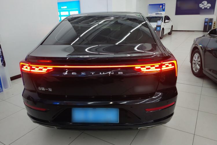 Used Bestune B70 2023 Third Generation 1.5T Automatic Enjoyment Version Rear