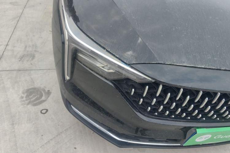 Used Bestune B70 2023 Third Generation 1.5T Automatic Enjoyment Version Right Front Headlight