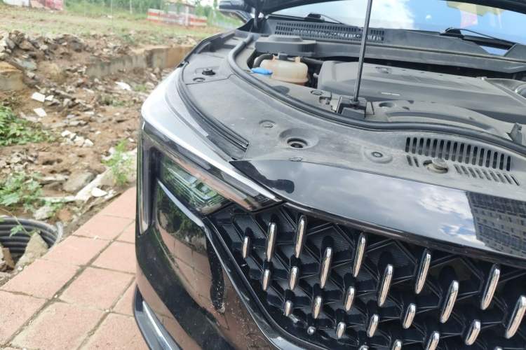 Used Bestune B70 2023 3rd Generation 1.5T Automatic Enjoyment Version 70th Anniversary Edition Right Front Headlight