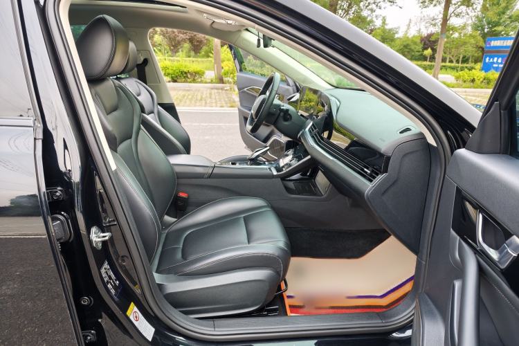 Used Bestune B70 2023 Third Generation 1.5T Automatic Enjoyment Version Right Front Seat