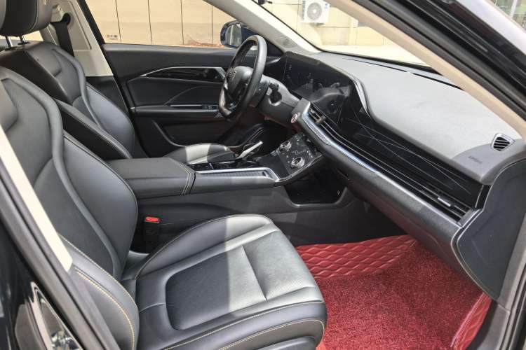 Used Bestune B70 2023 Third Generation 1.5T Automatic Enjoyment Version Right Front Seat