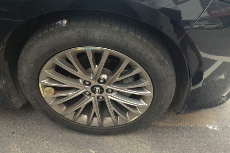 Used Bestune B70 2023 Third Generation 1.5T Automatic Enjoyment Version Right Front Wheel Hub
