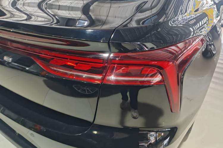 Used Bestune B70 2023 Third Generation 1.5T Automatic Enjoyment Version Right Rear Taillight